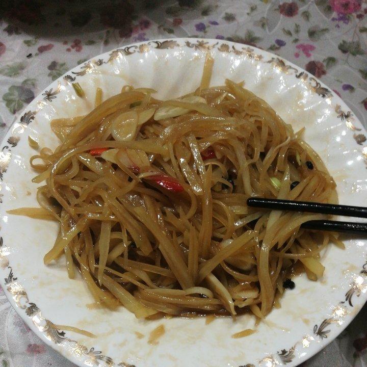 在家也能做出馆子味儿的醋溜/炝炒/酸辣土豆丝（就是那道看似简单，实则步步玄机的土豆丝）