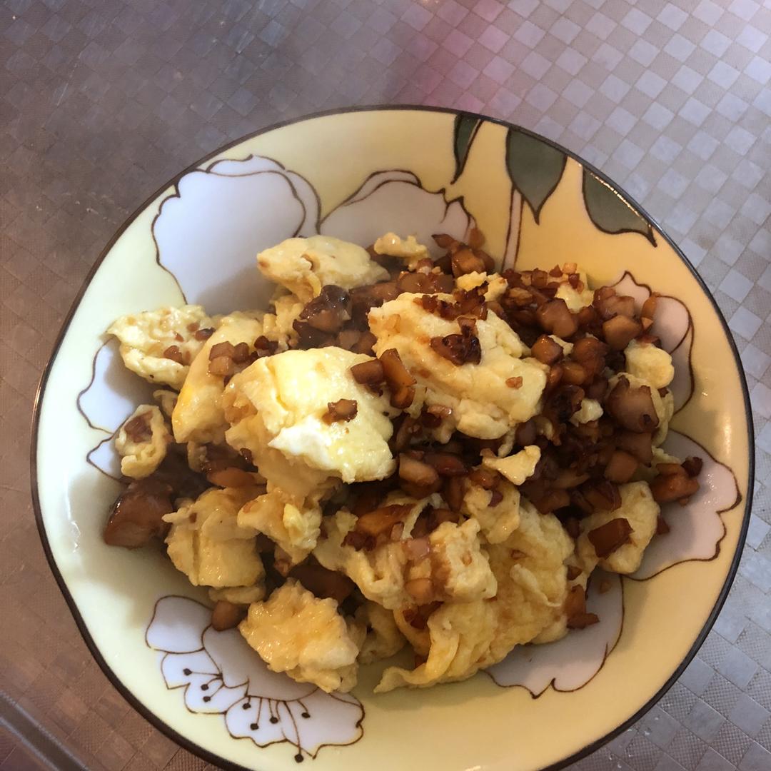 香菇炒鸡蛋