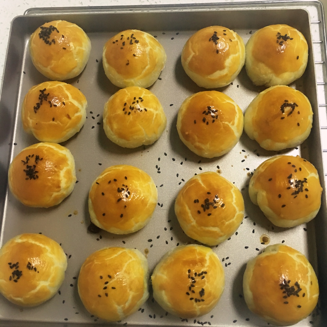 蛋黄酥