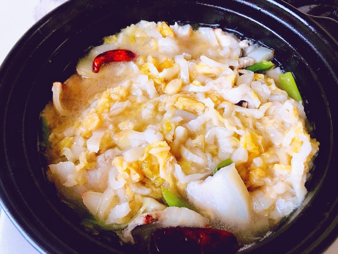 五花肉炖酸菜【最爱妈妈菜】