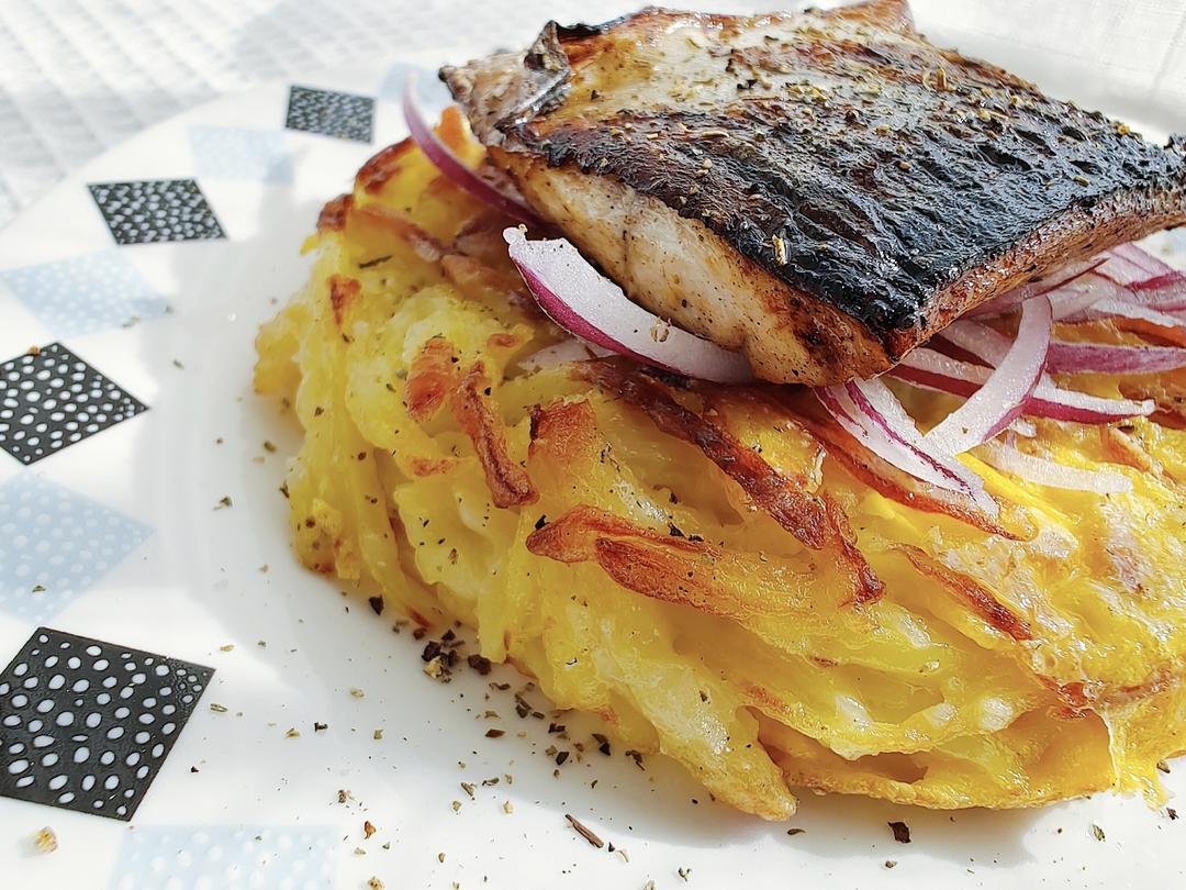 挪威海产丨青花鱼土豆饼的做法