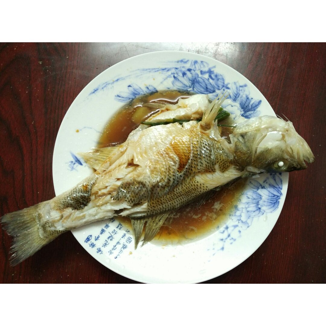 清蒸鲈鱼