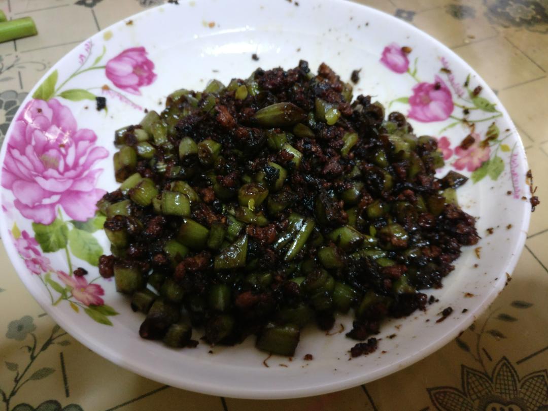 榄菜肉末四季豆