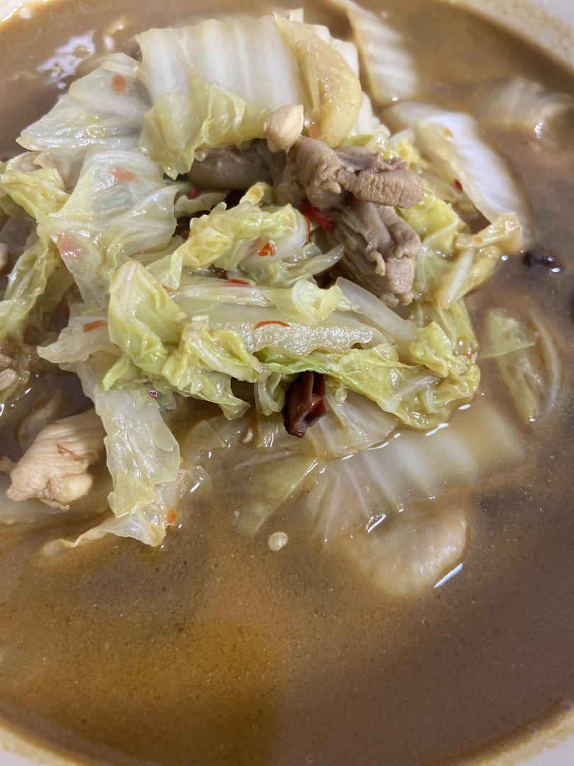 建议女孩子晚饭都换成它！🍲鸡腿炖白菜