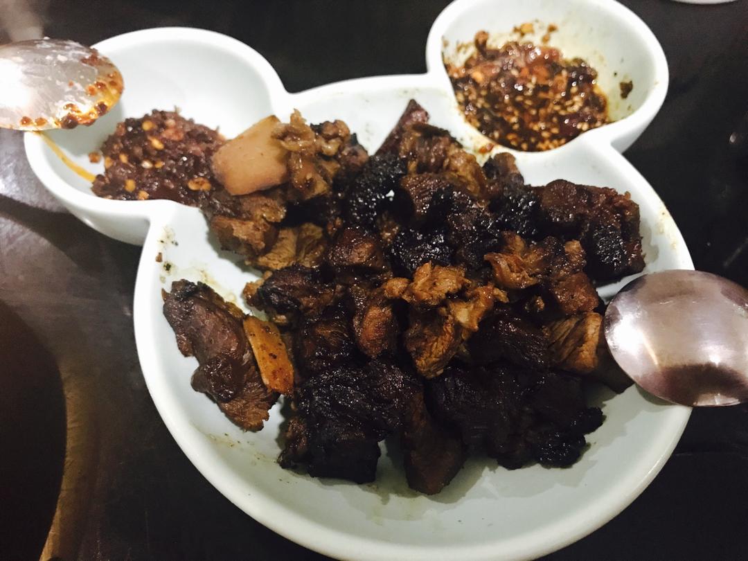 卤牛肉