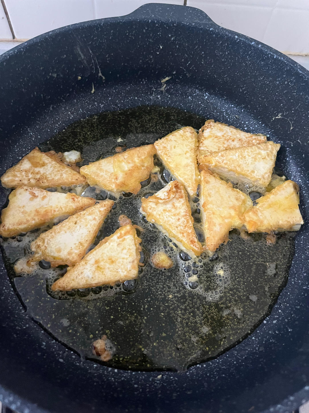 焖煎豆腐