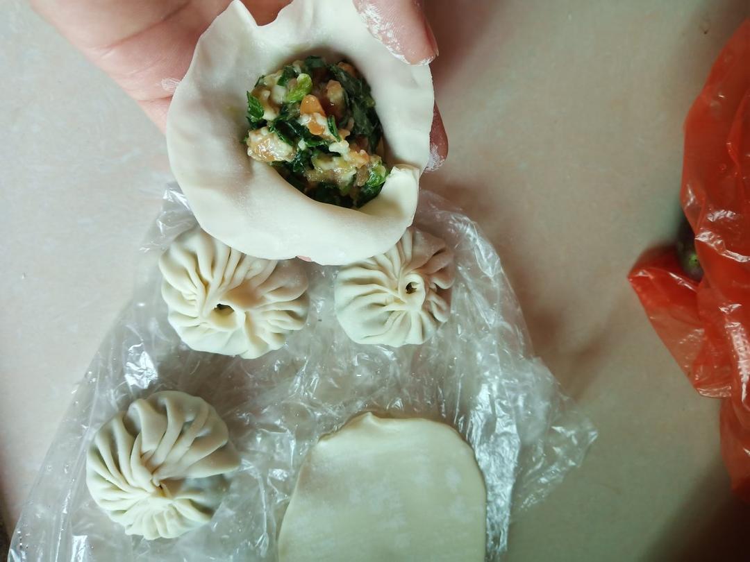 小时候的生煎包