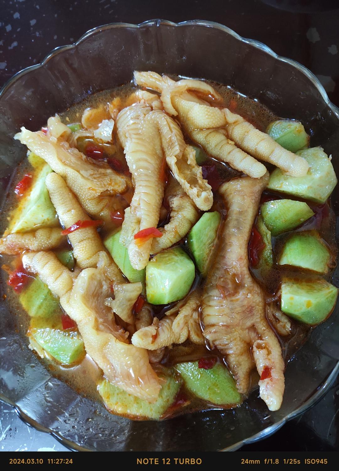 泡椒黄瓜鸡爪的做法