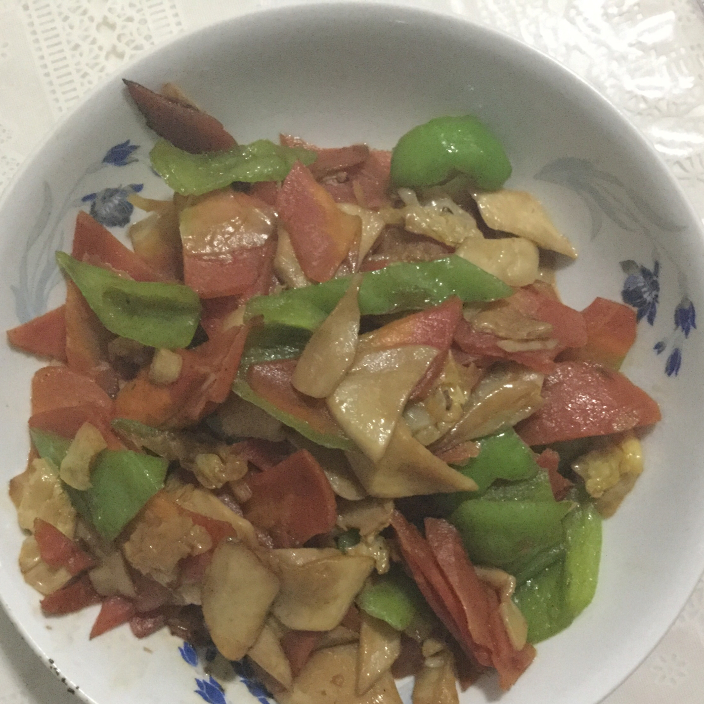 胡萝卜炒杏鲍菇