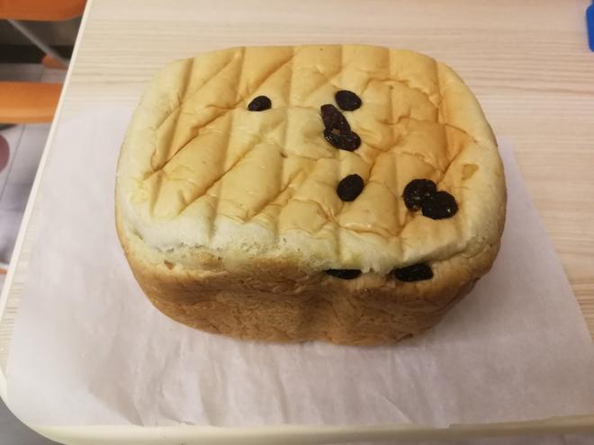 柏翠面包机全自动版－葡萄干面包的做法