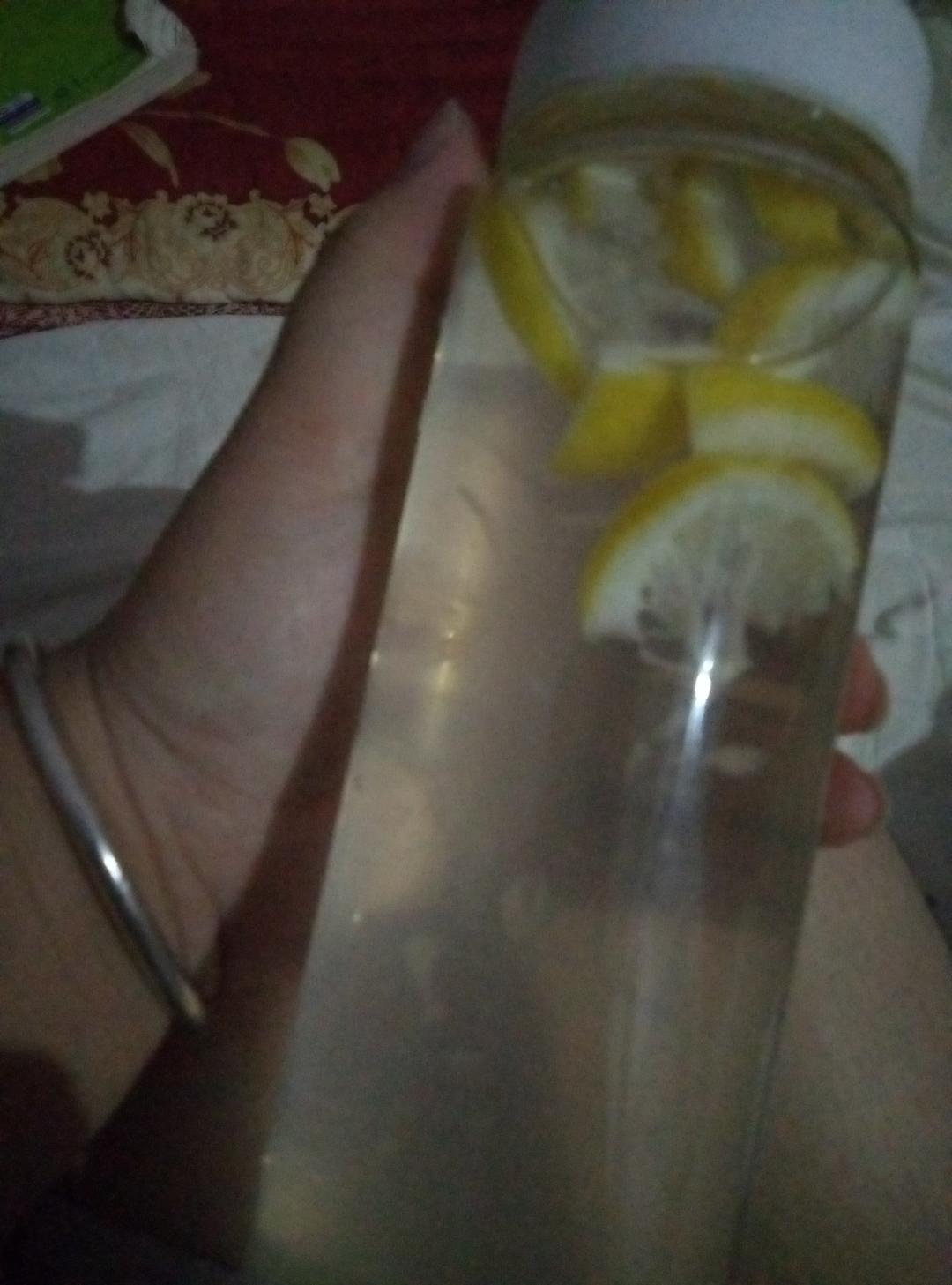 柠檬水