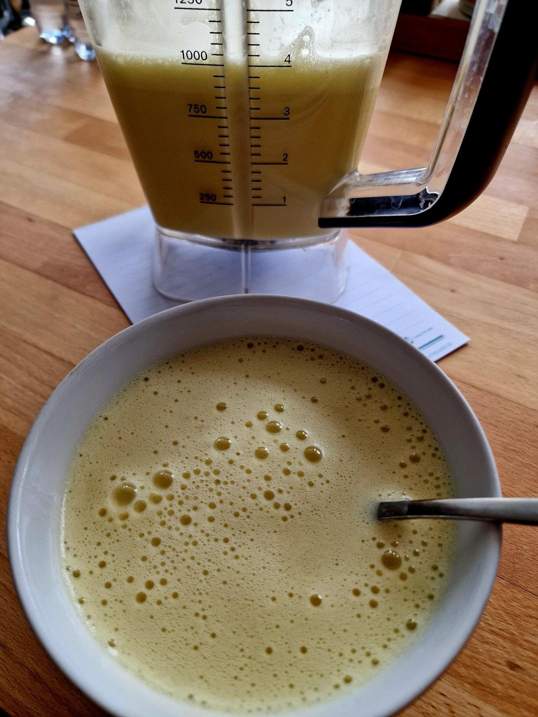 嘿，给你一杯饭店牌玉米汁