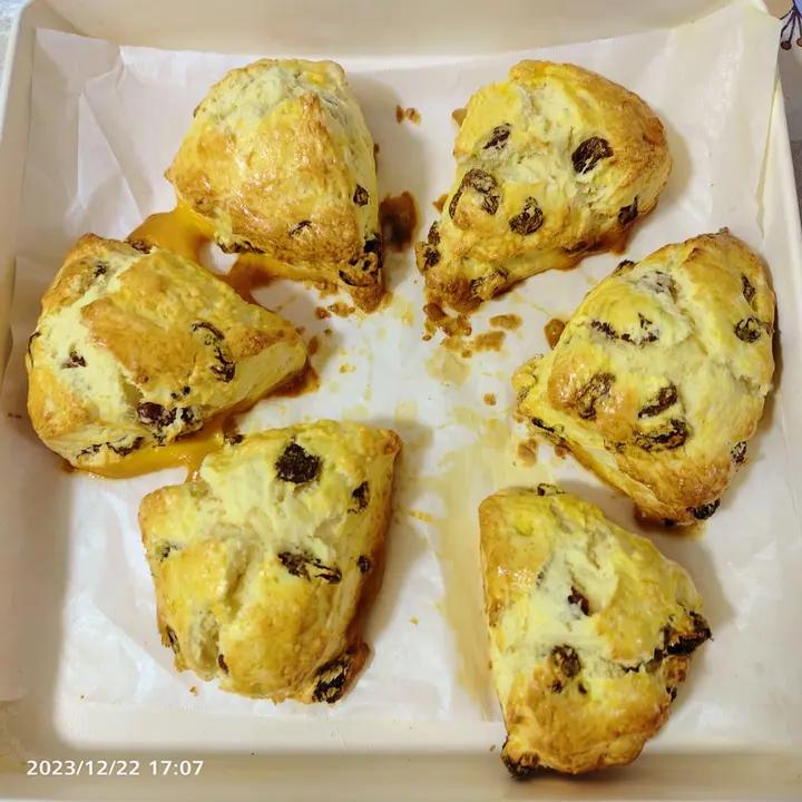 隔夜还松软可口的葡萄干司康Raisin Scone（美善品版）