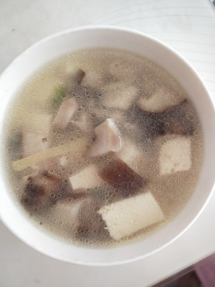 香菇豆腐汤