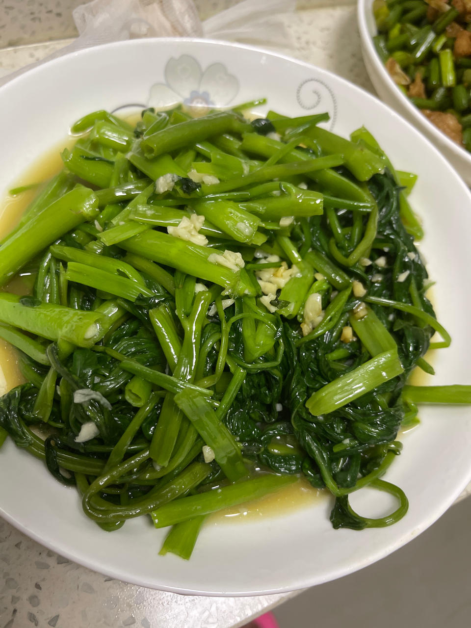 爆炒耗油空心菜