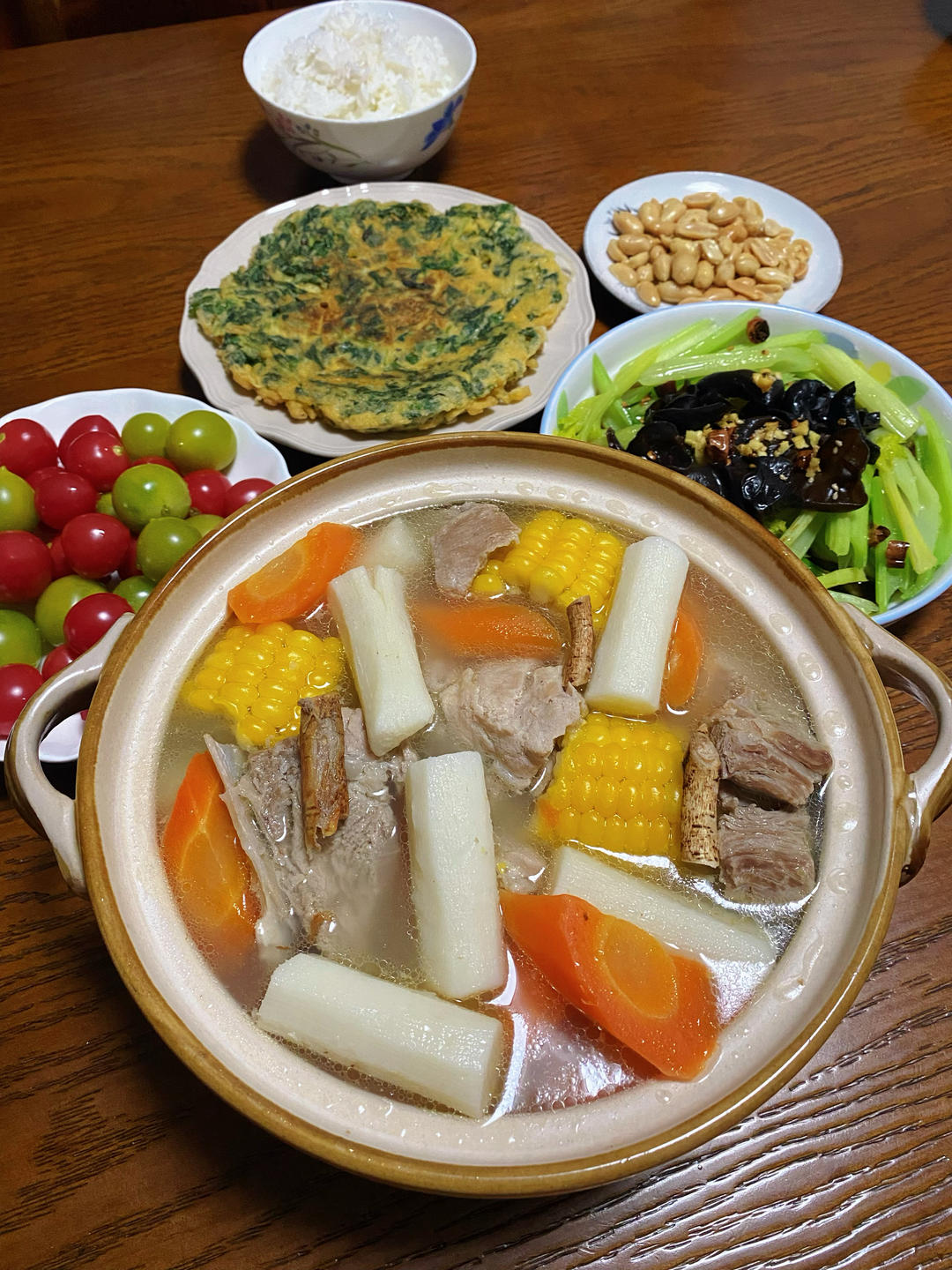 营养美味的胡萝卜玉米山药排骨汤｜马克西姆不粘锅