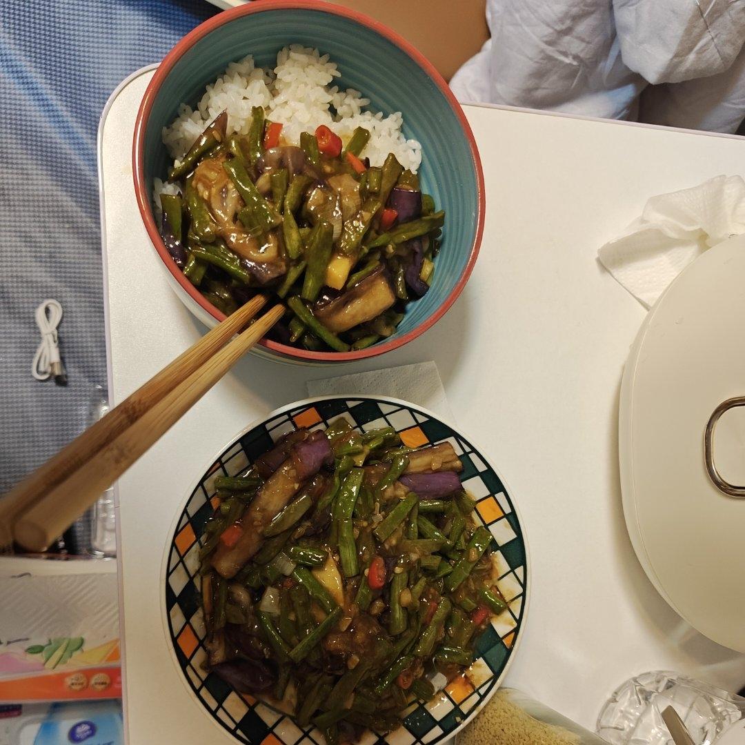 豆角烧茄子