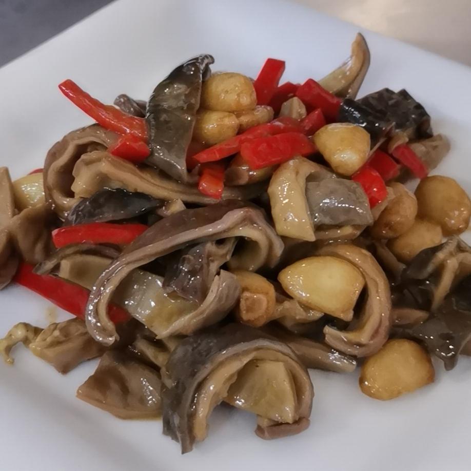 大蒜烧肚条