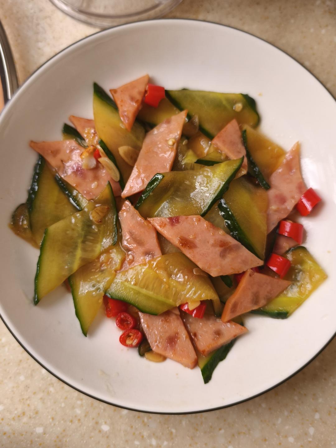 黄瓜炒火腿