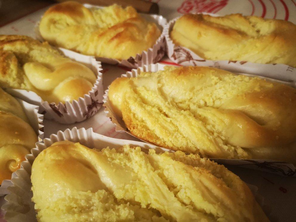 椰蓉淡奶油面包(一次发酵)附椰蓉馅做法