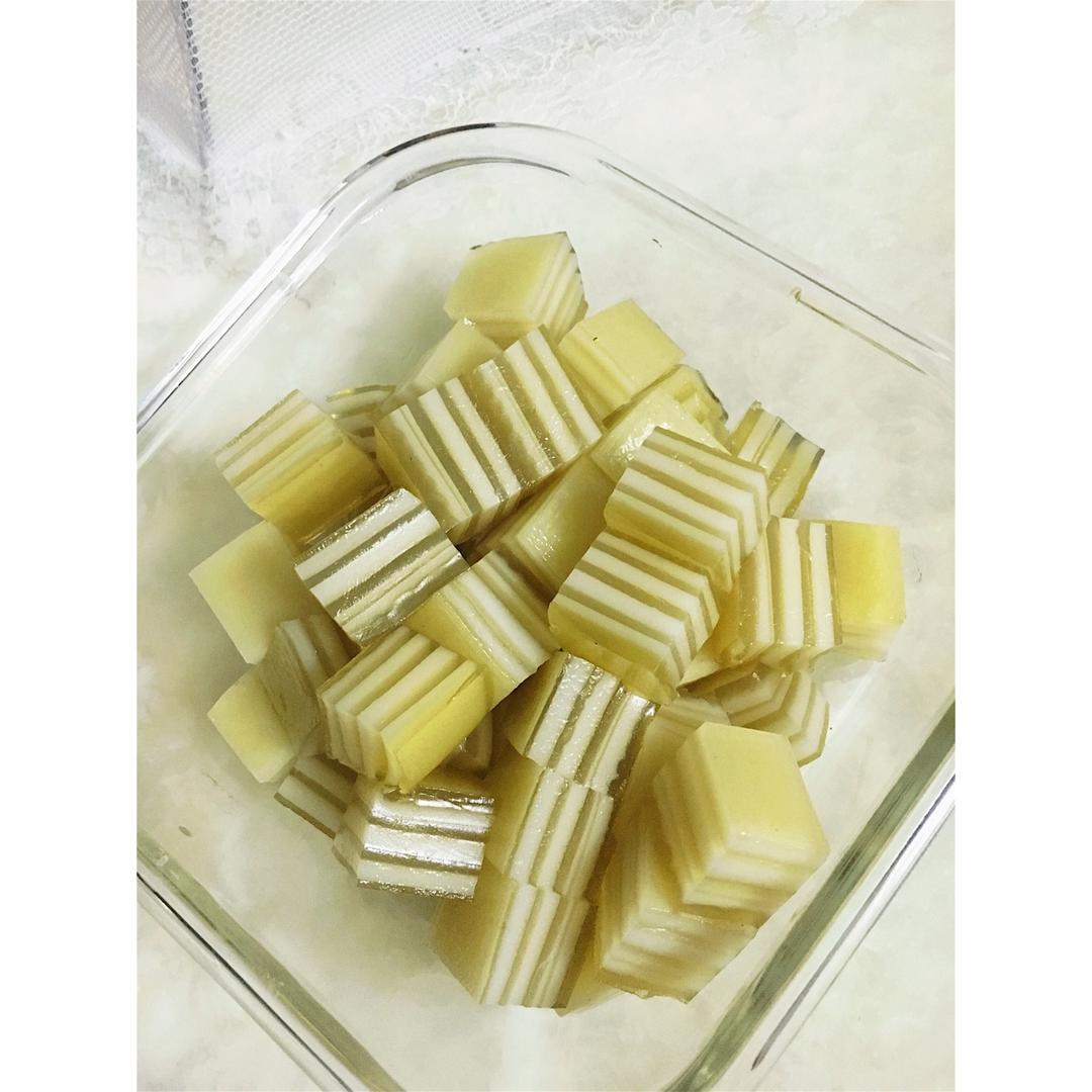 椰汁千层马蹄糕