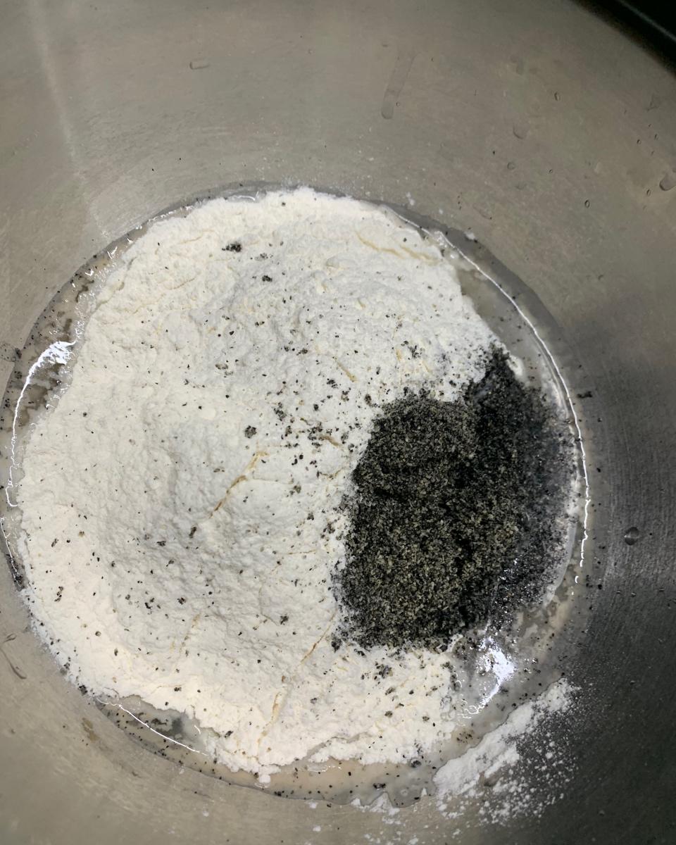 奶香黑芝麻刀切馒头