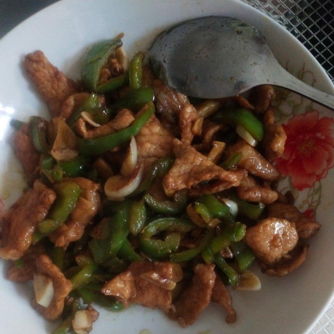 超级下饭菜青椒炒肉