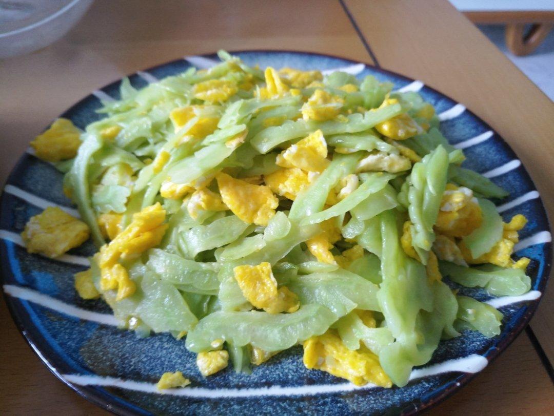 苦瓜炒鸡蛋