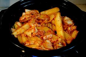 韩国辣白菜土豆汤-泡菜汤的做法 步骤3