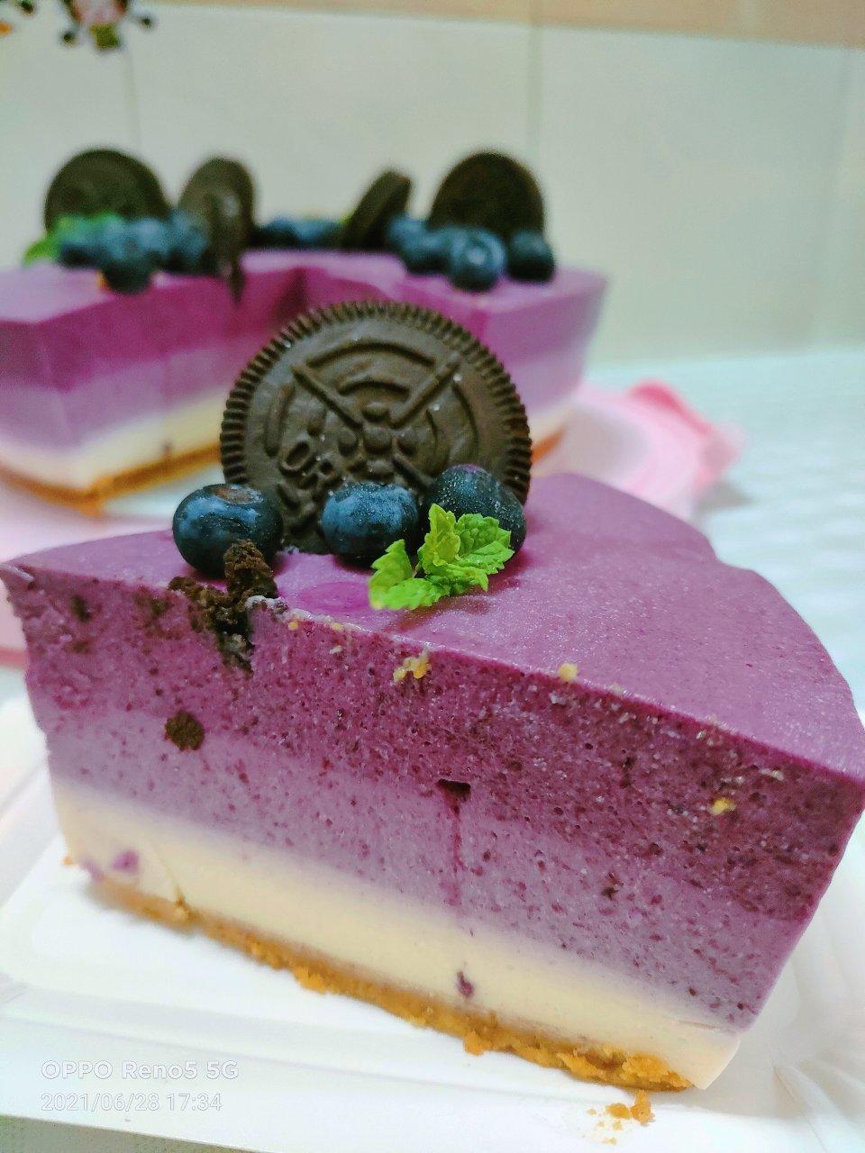 超梦幻的渐变蓝莓冻芝士