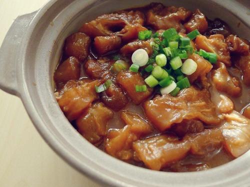 满满胶原蛋白的红烧牛筋