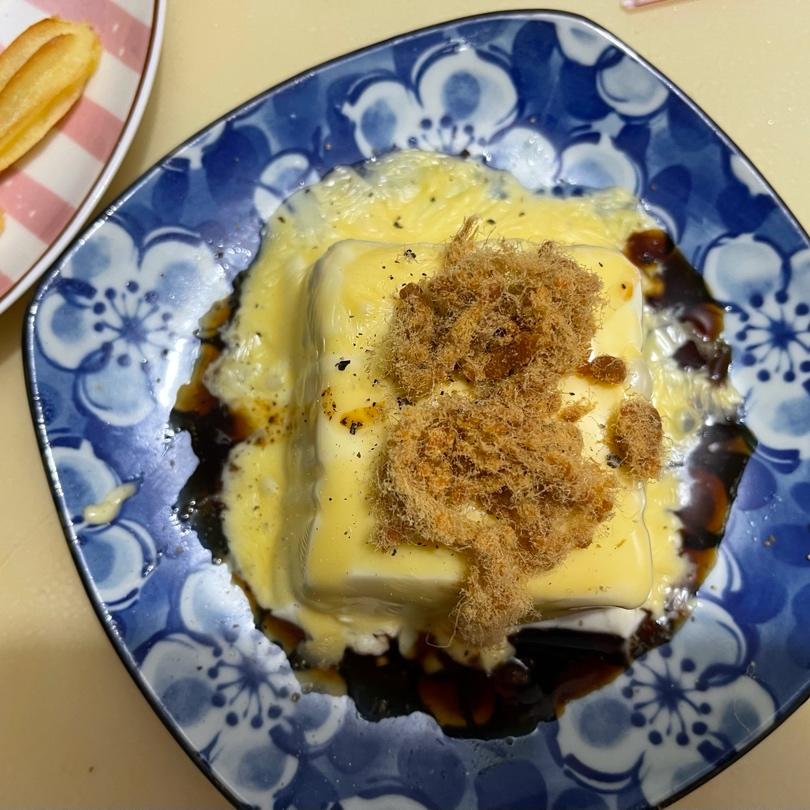 教你用2块钱成本❗1分30秒做一份日式芝士豆腐