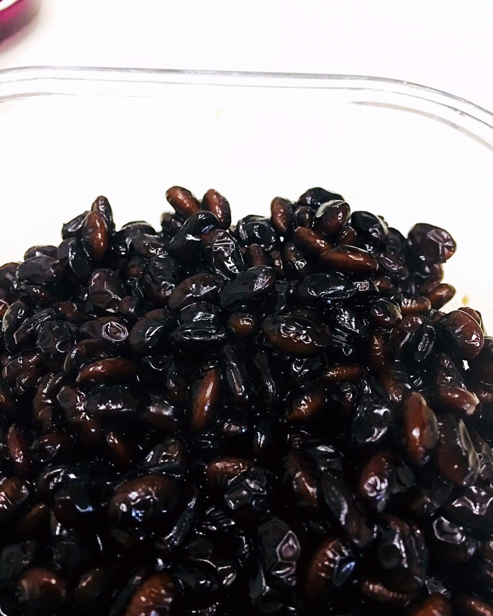 翌月做的【日式酱煮黑豆 低糖少盐版】电饭煲轻松做