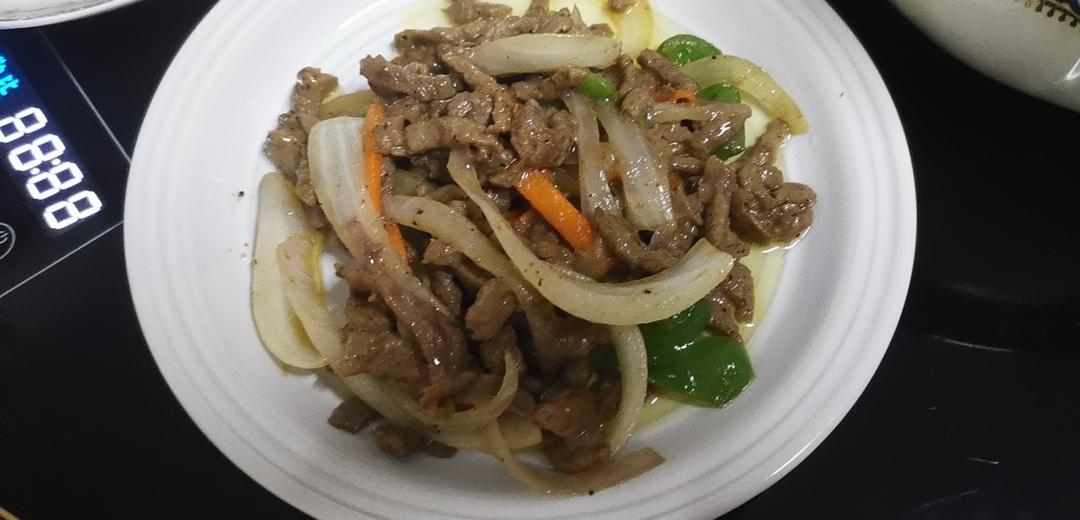 青椒洋葱炒牛肉丝
