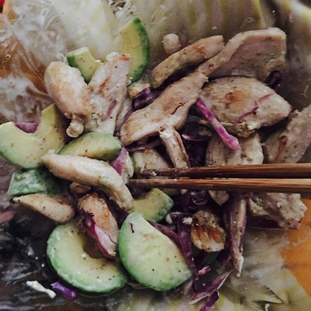 鸡肉蔬菜沙拉