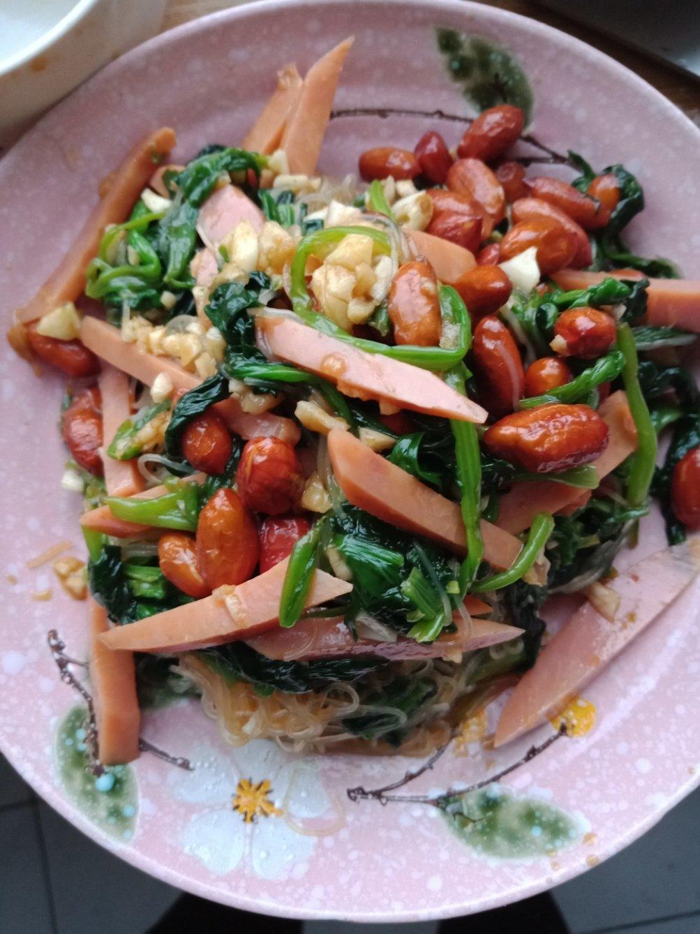 营养导向烹调 老醋菠菜粉丝拌烤花生