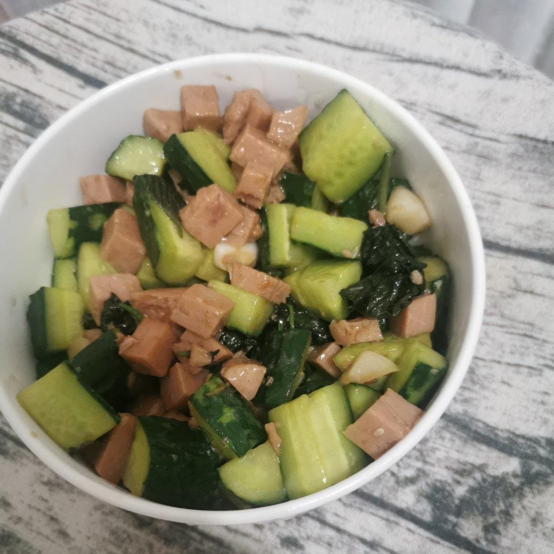 蒜香黄瓜梅林午餐肉🥫