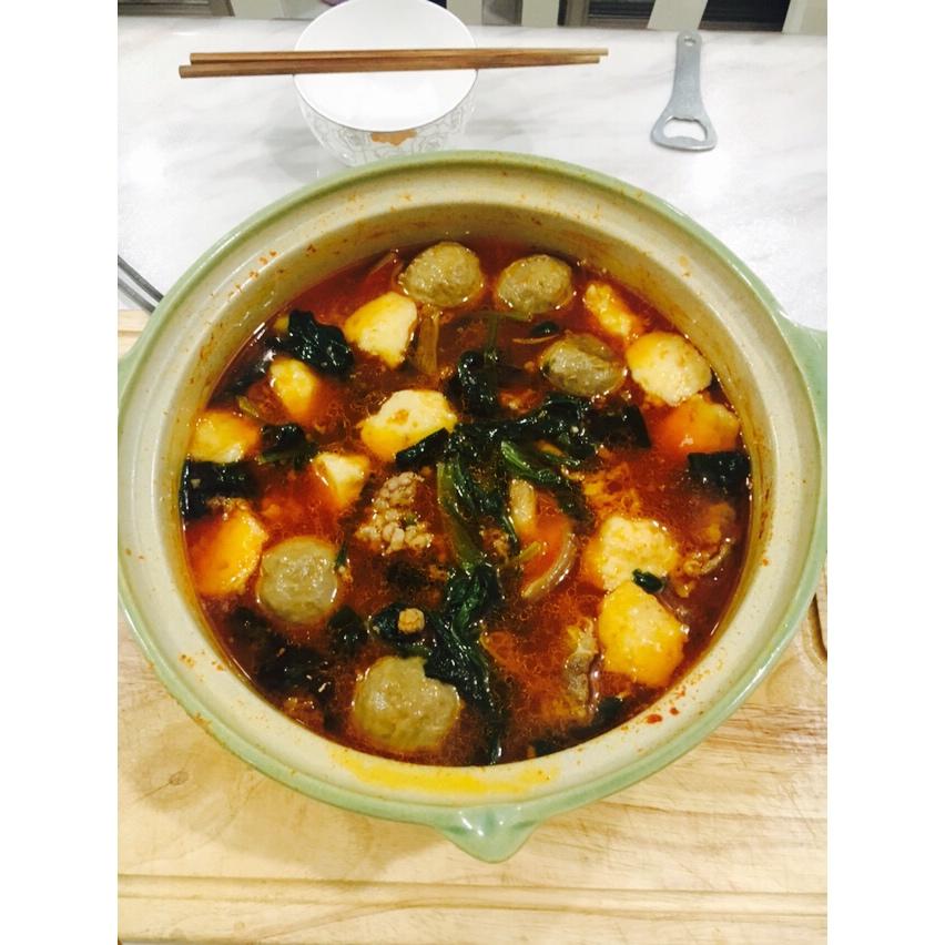 韩式鲜菌辣肥牛汤锅