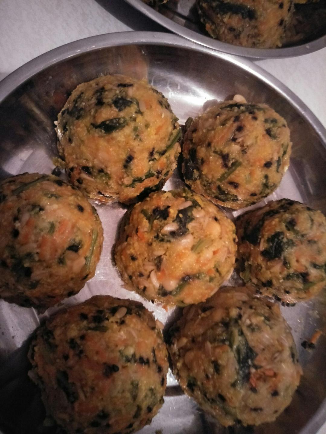 咸味菜窝头(内附手法视频)～～吃点儿粗粮系列
