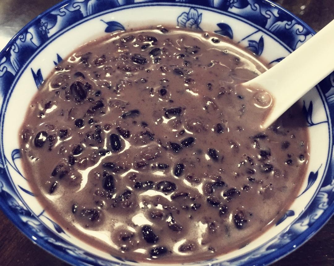 香芋椰奶黑米露