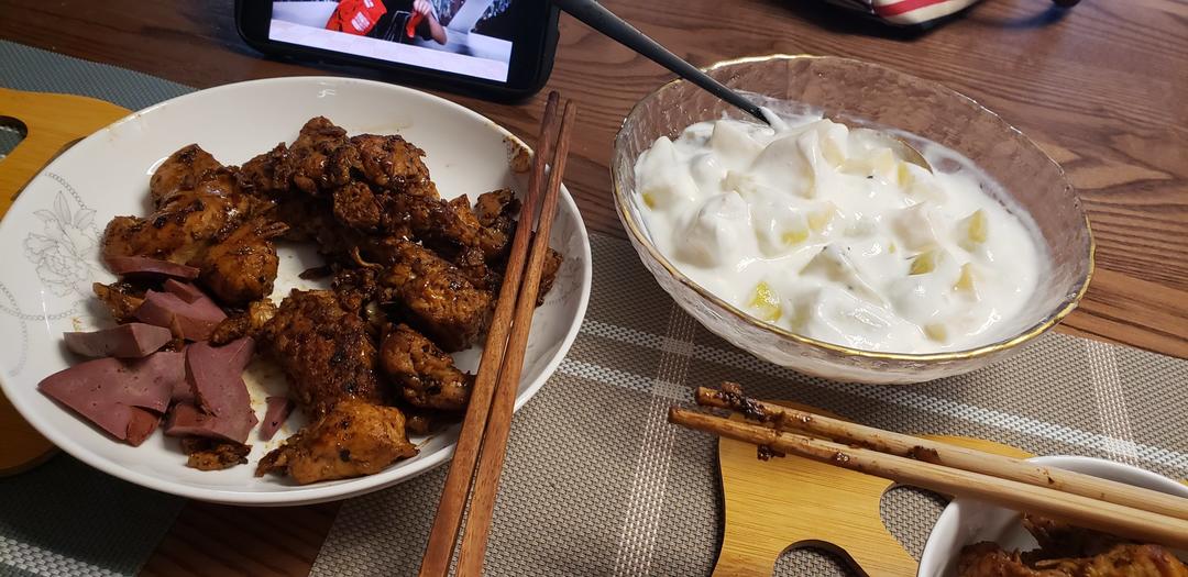 香菇蒸鸡，随便做做都好吃的菜~