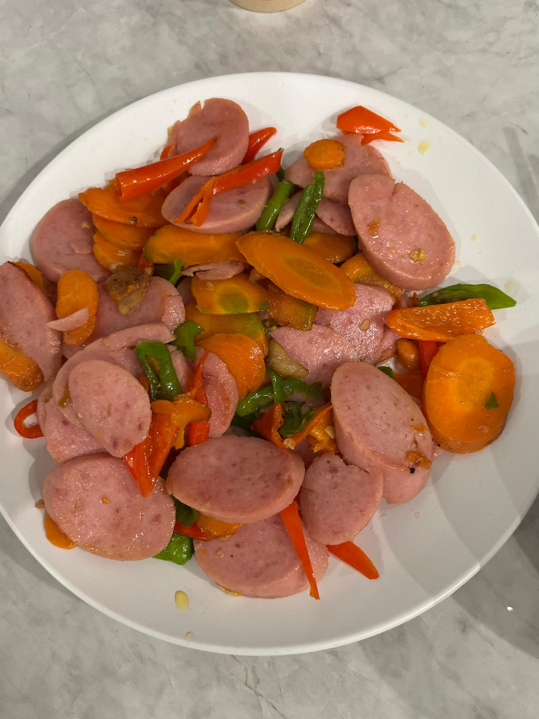 胡萝卜炒火腿肠