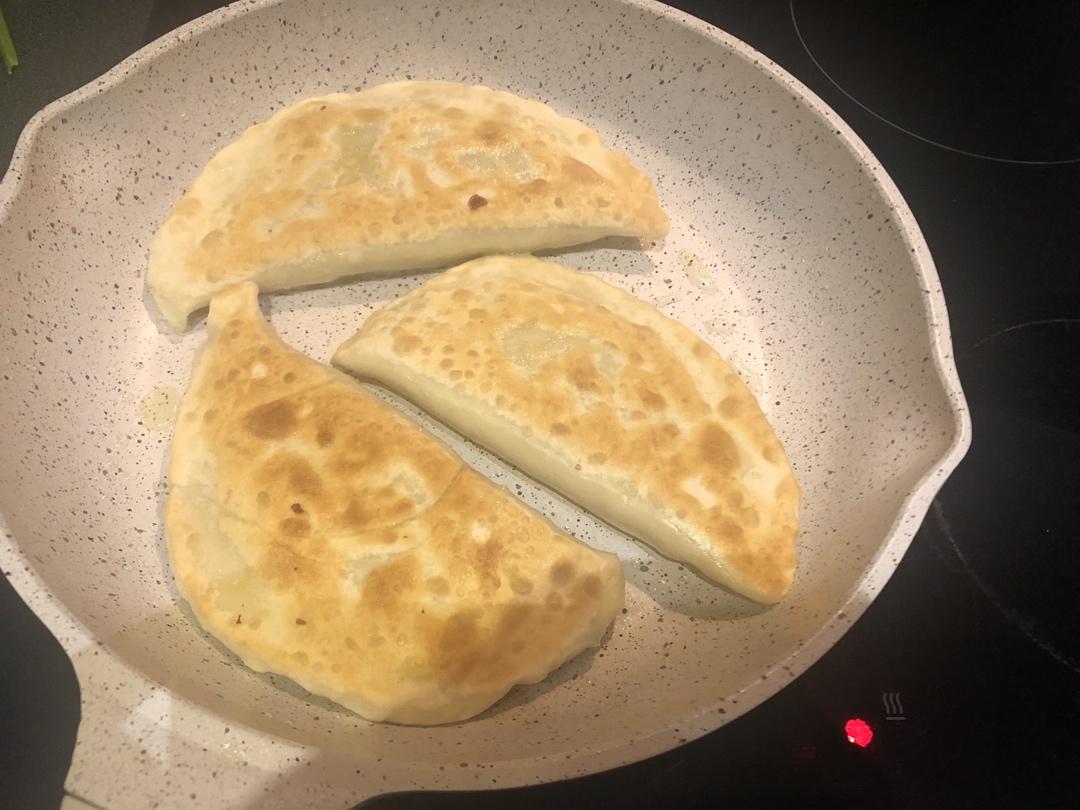 菠菜盒子