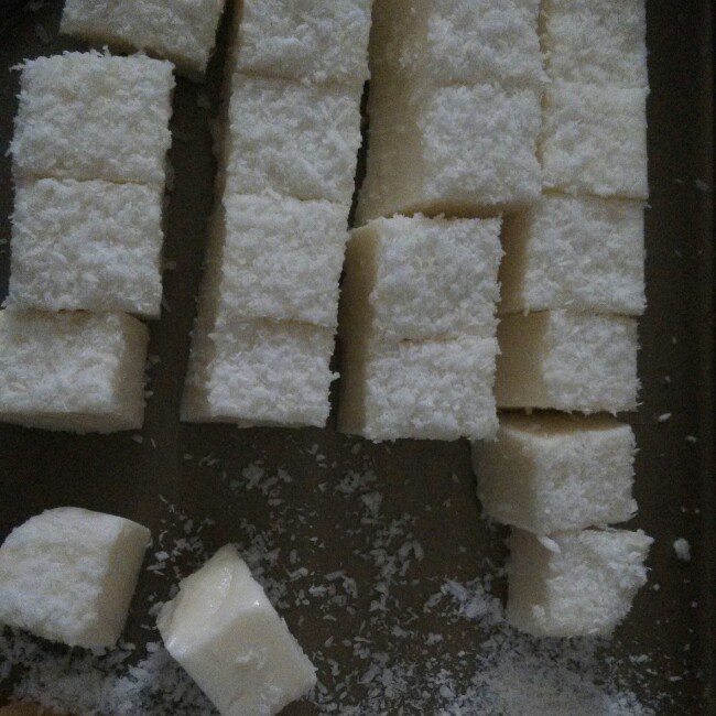 椰蓉牛奶小方