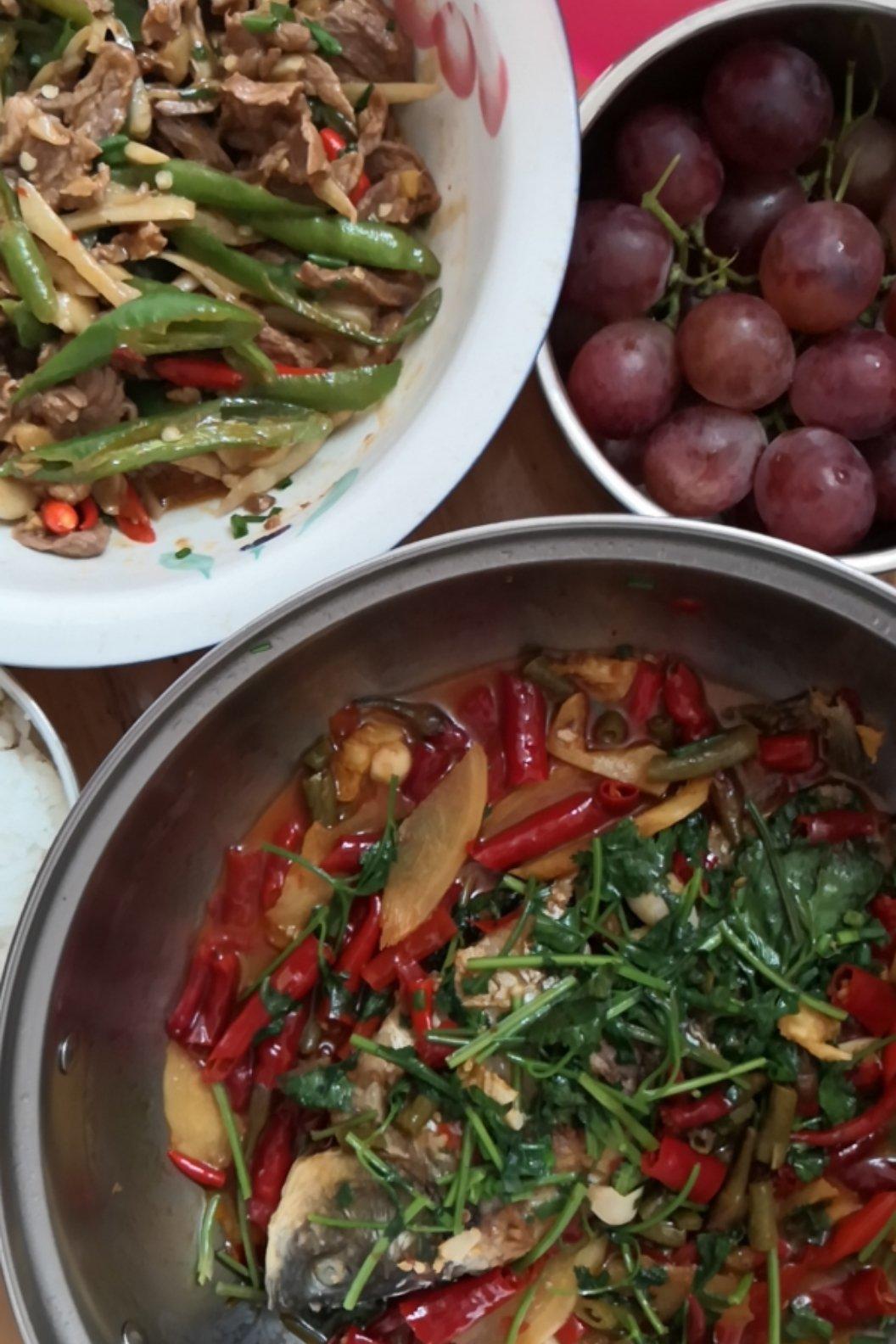 泡椒豆瓣烧鲫鱼