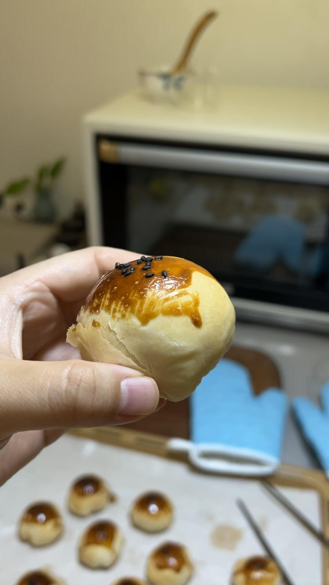 超简单 免揉 酥掉渣的蛋黄酥(超详细附全程视频)不破酥『万能酥皮』