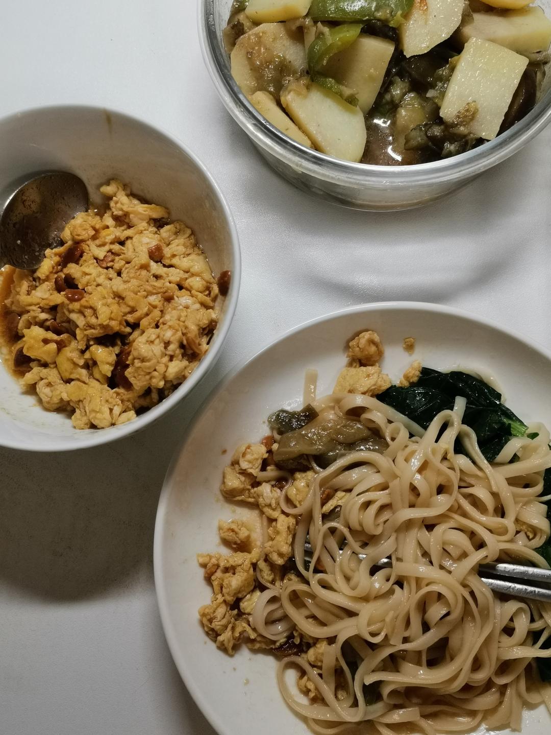 “东北yyds鸡蛋酱”太费米饭了！3步搞定超简单！