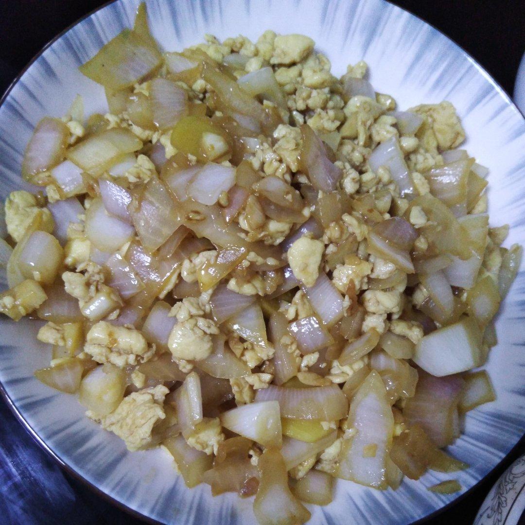 洋葱炒鸡蛋
