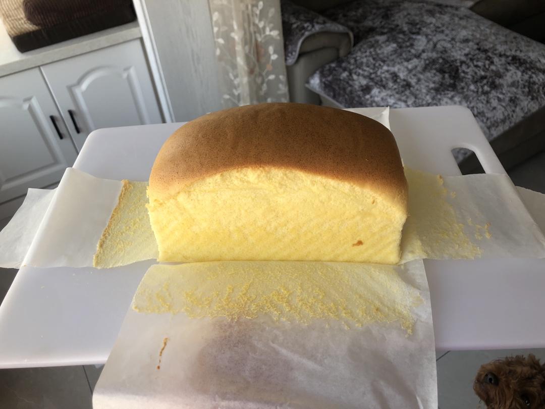堪比柯基屁股
爆浆芝士🧀古早蛋糕