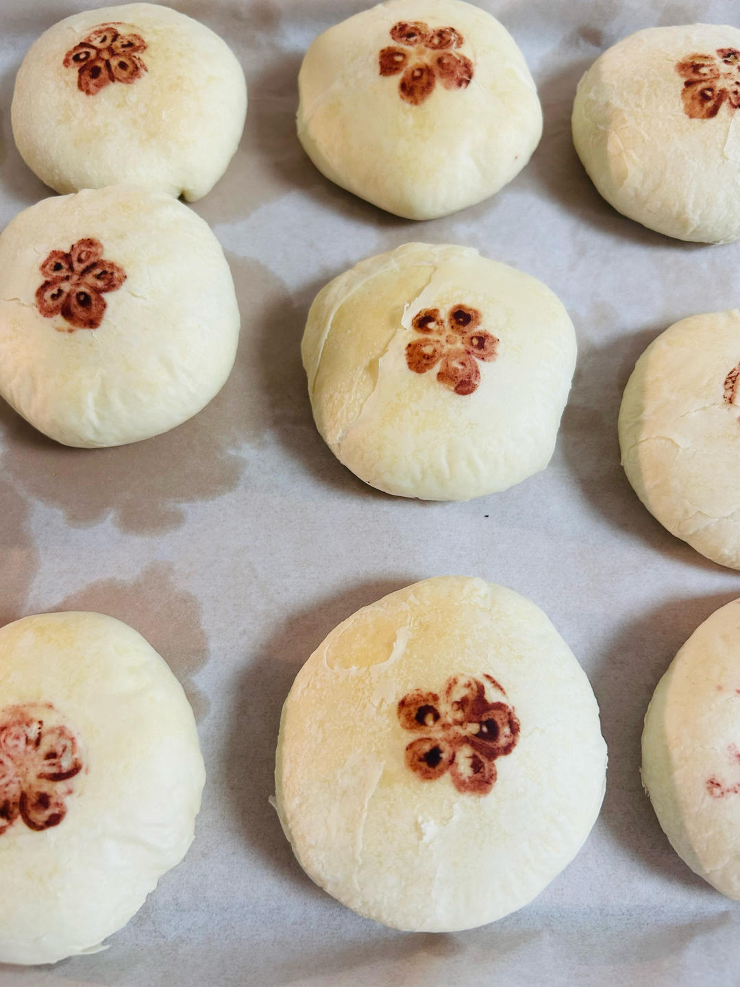 玫瑰鲜花饼，快手烫面法免出膜版，超级香酥！